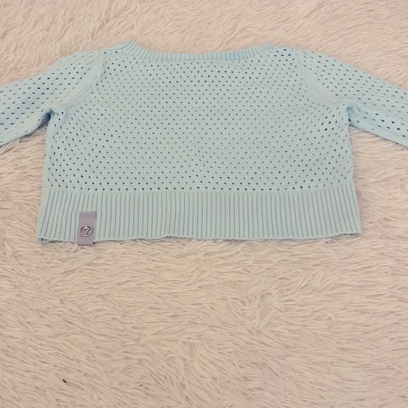 Ivivva cropped blue sweater.good condition - Picture 2 of 3